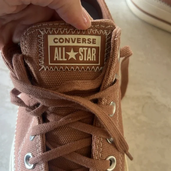 Converse Chuck Taylor Platform Sneakers - Picture 4 of 9